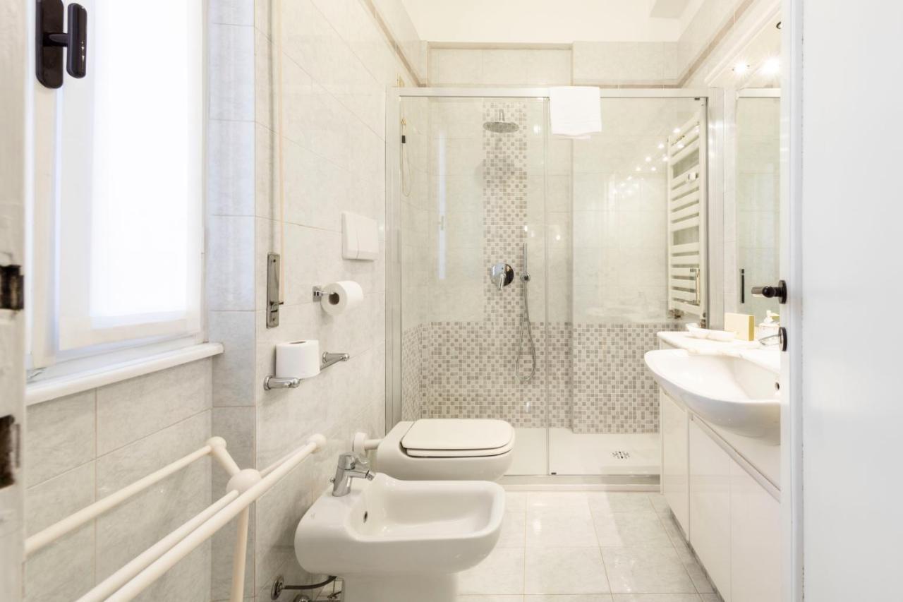 Residenza Astra Apartment Верона Екстериор снимка